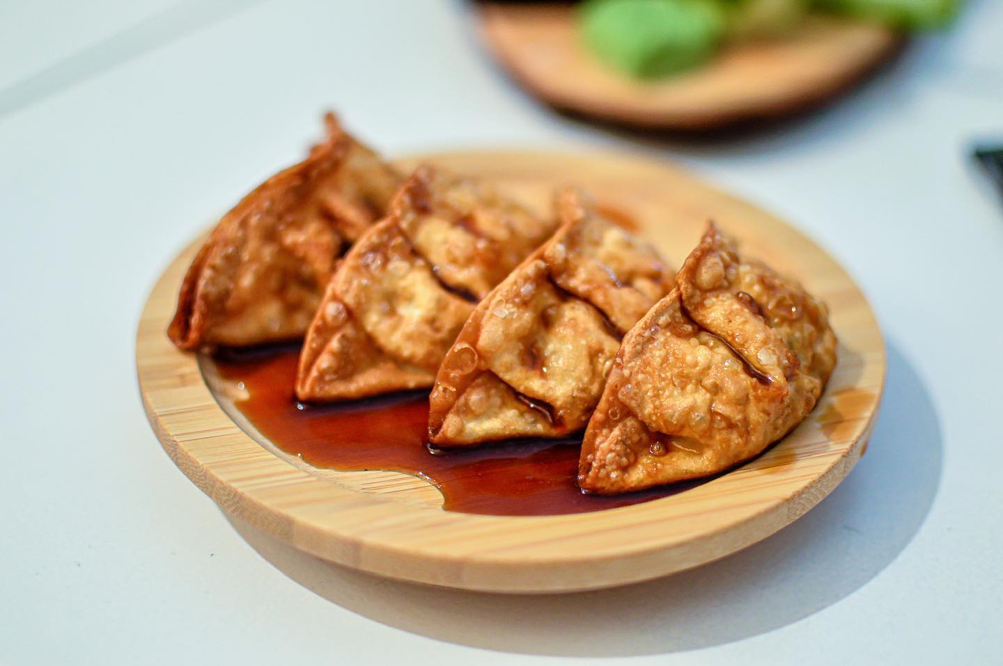 Sushi Gyosas de Camarão 4P - Koború Restaurante Japonês